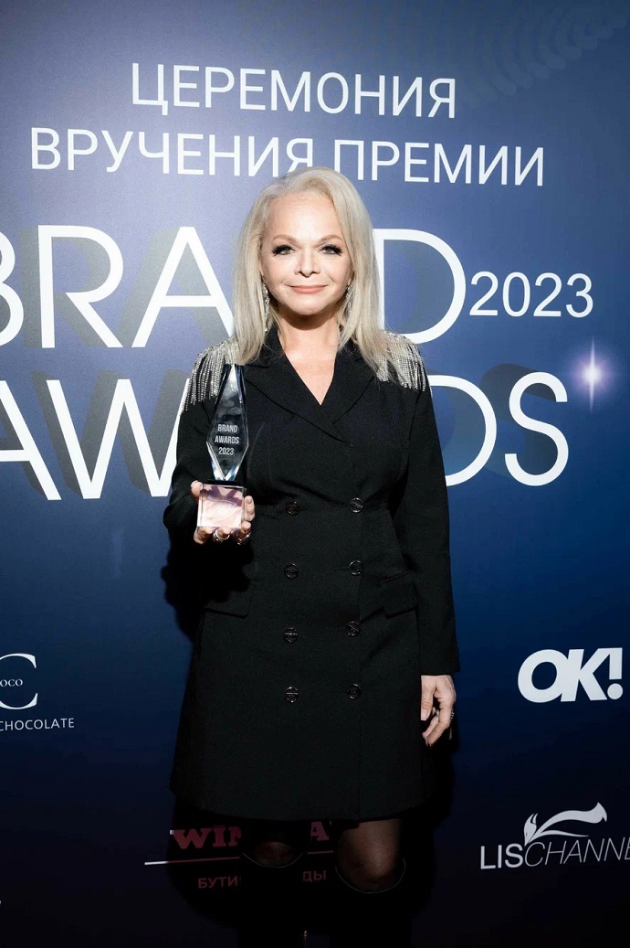 Лариса Долина, Юлия Барановская, Юлия Хадарцева: вспоминаем премию Brand Awards